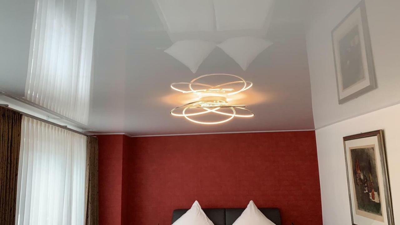 Hotel Und Apartment Garni Eurode Live 헤르조겐라트 외부 사진