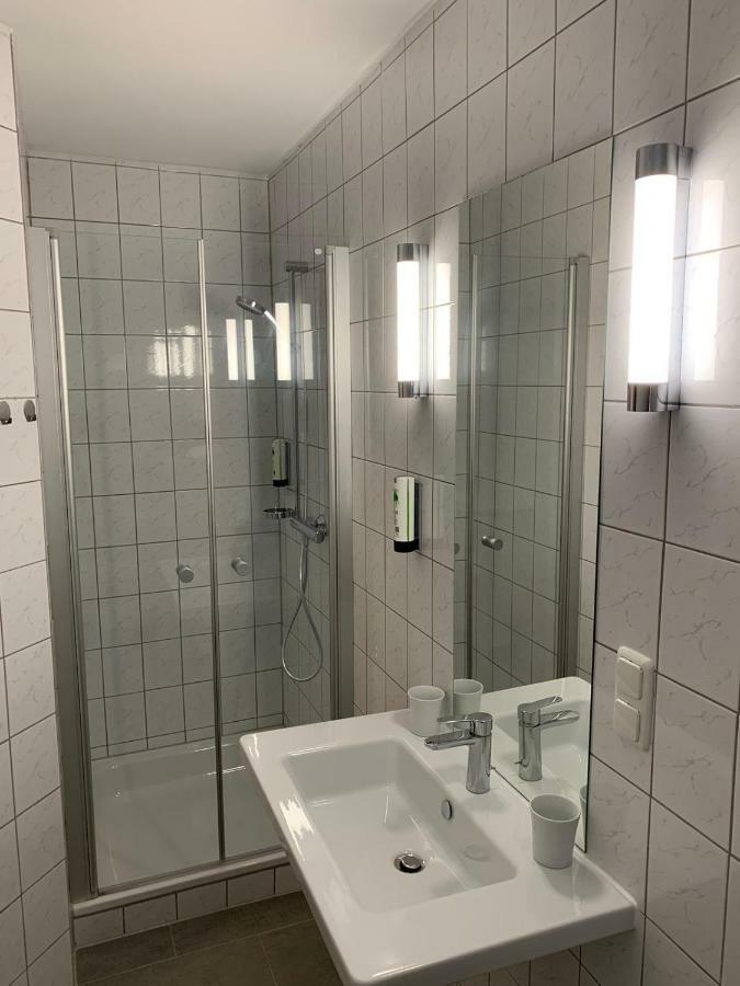 Hotel Und Apartment Garni Eurode Live 헤르조겐라트 외부 사진